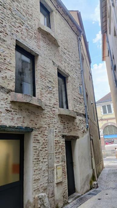 Hébergement de vacances Charmante Maison De Les 2b46 *